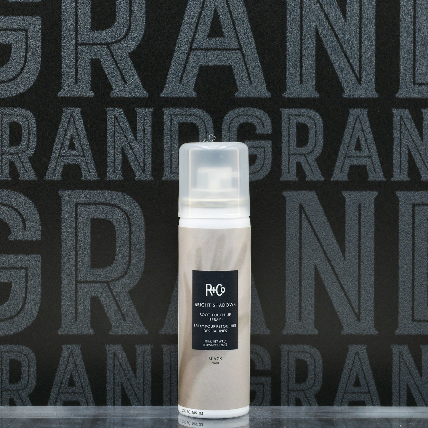 BRIGHT SHADOWS Root Spray Black