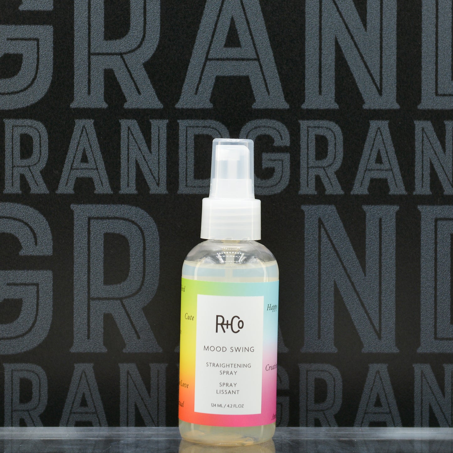 MOOD SWING Straightening Spray